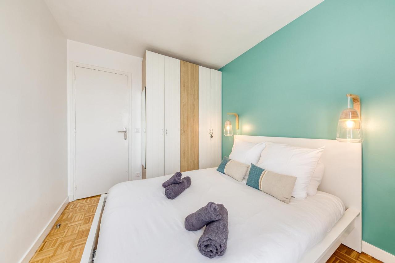 Blue Dream - Rer B&C - Netflix / Disney+/ Easy Check-In Massy  Exteriör bild